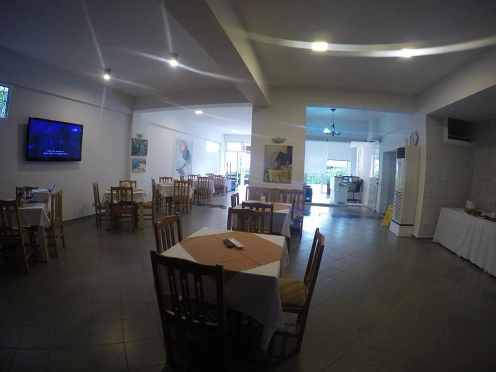 Hotel Aulona Σαράντα Εξωτερικό φωτογραφία